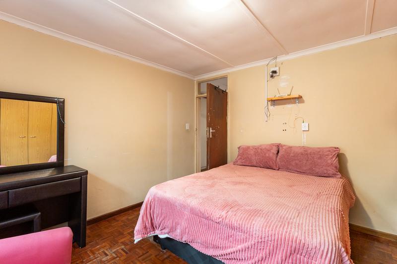 4 Bedroom Property for Sale in Strandfontein Village Western Cape